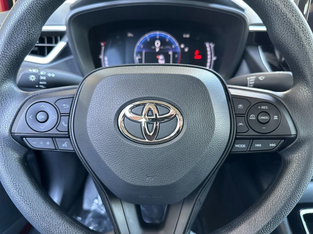 Used 2026 Toyota Corolla LE w/ LE Premium Package FWD image 21