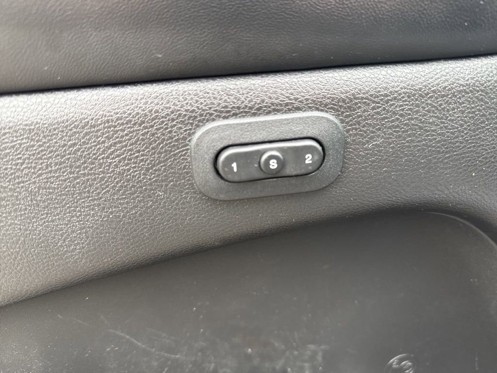 Used 2018 Jeep Grand Cherokee Limited image 17