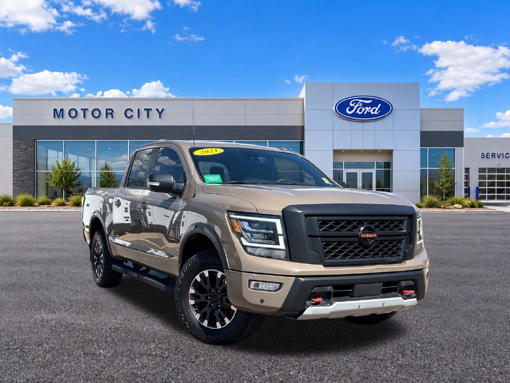 Used 2021 Nissan Titan PRO-4X w/ Pro-4x Convenience Package AWD/4WD image 34