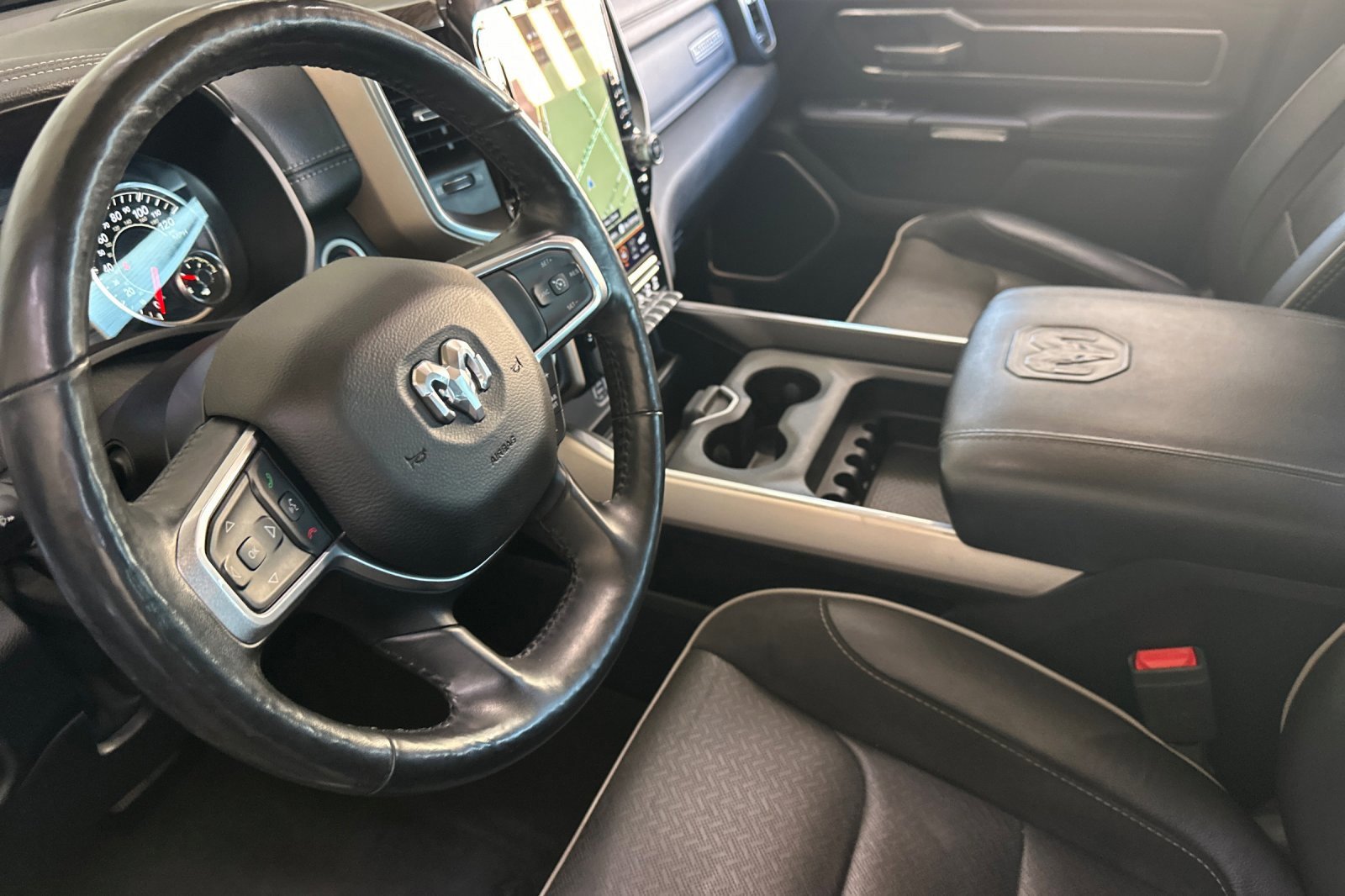 Used 2020 RAM 1500 Laramie image 9