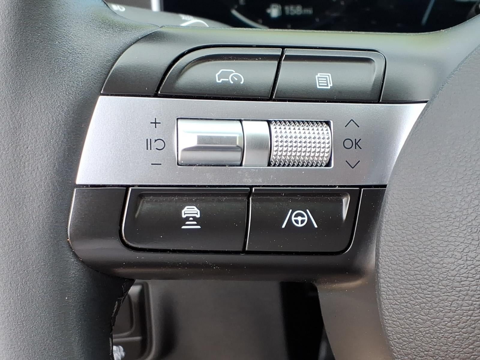 Used 2025 Hyundai Tucson SEL AWD/4WD image 24