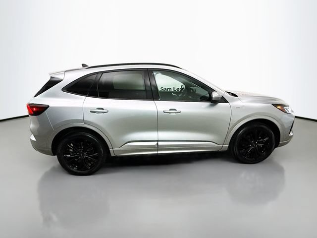 Certified 2023 Ford Escape ST-Line Elite w/ Premium Technology Package AWD/4WD image 8