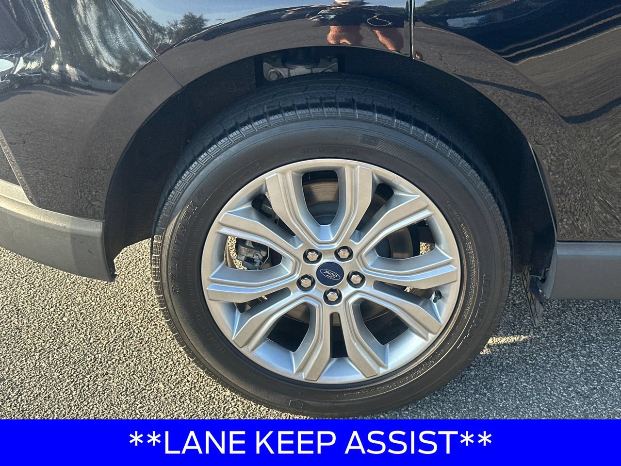 Certified 2022 Ford Edge Titanium AWD/4WD image 19