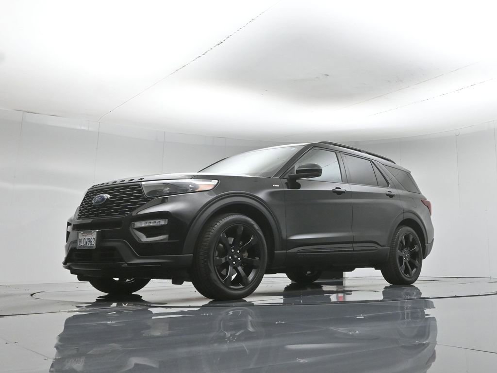 Certified 2024 Ford Explorer ST-Line w/ Class IV Trailer Tow Package RWD image 48