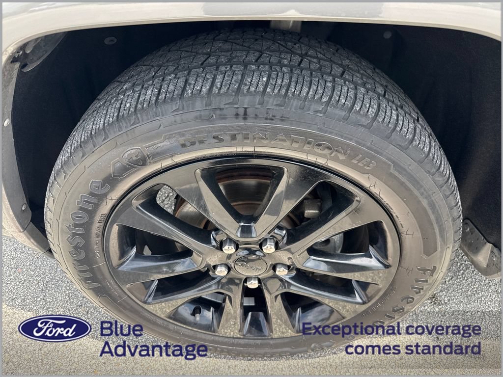 Used 2020 Jeep Grand Cherokee Altitude AWD/4WD image 12