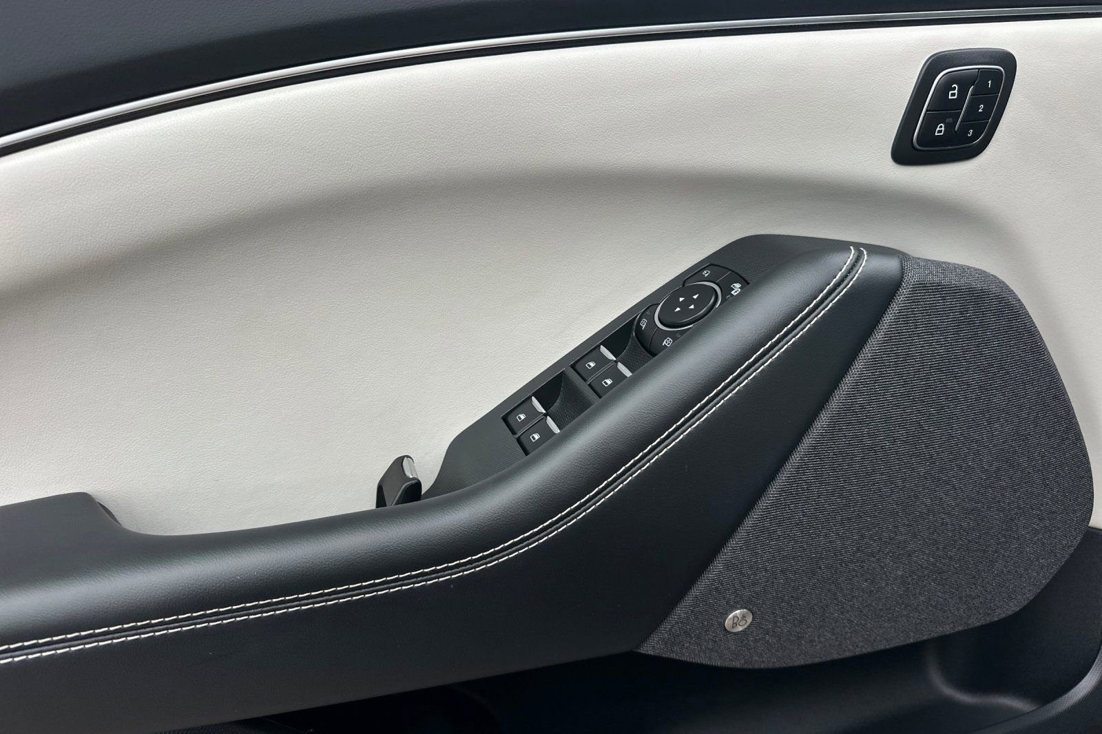 Certified 2024 Ford Mustang Mach-E Premium RWD image 10