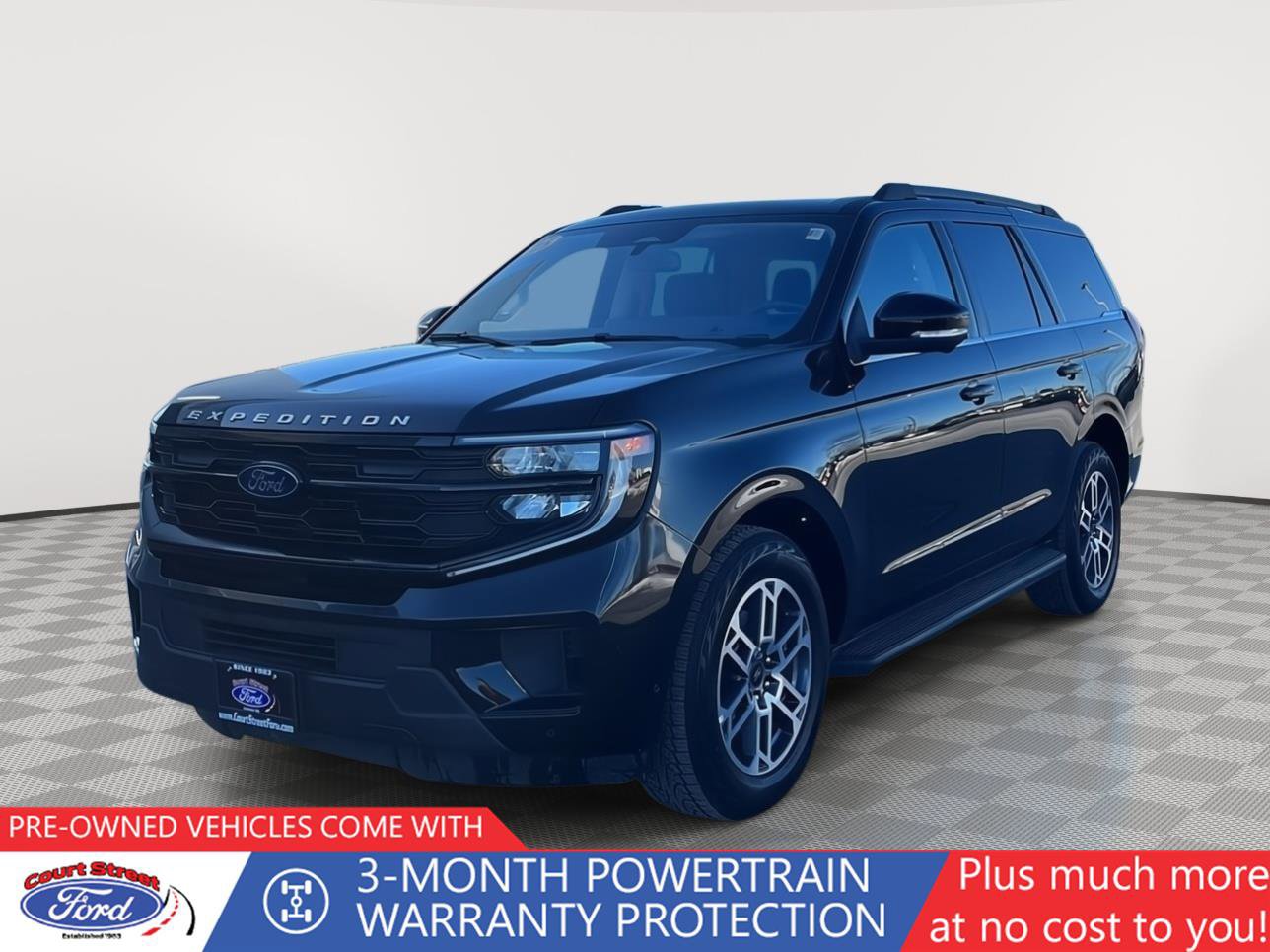 Certified 2025 Ford Expedition Active image 1