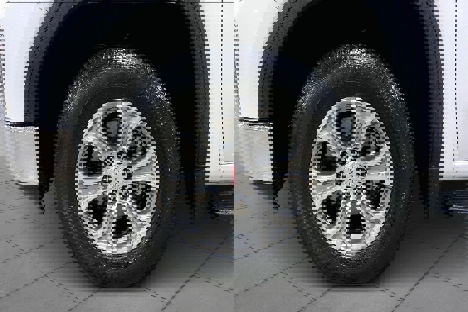 Used 2021 GMC Sierra 1500 SLT image 9