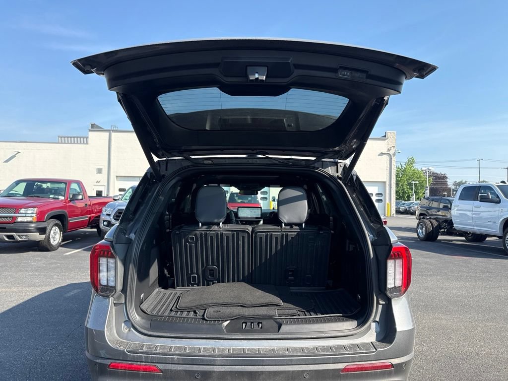 Certified 2025 Ford Explorer ST w/ Sun And Sound Package AWD/4WD image 6