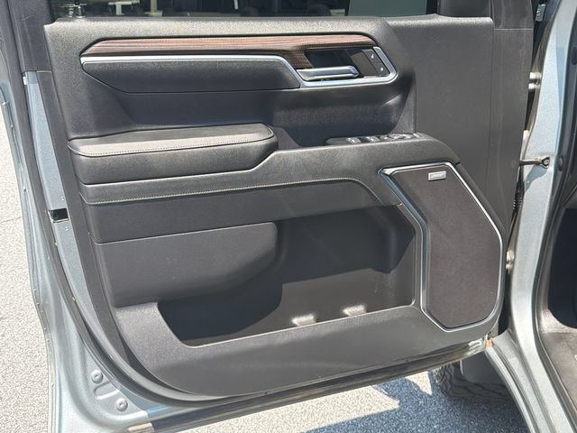 Used 2023 Chevrolet Silverado 1500 RST w/ Convenience Package II AWD/4WD image 10