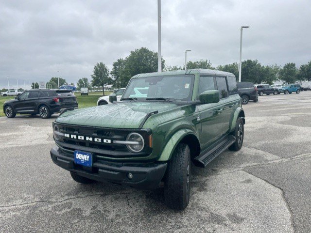 Certified 2025 Ford Bronco Outer Banks AWD/4WD image 3