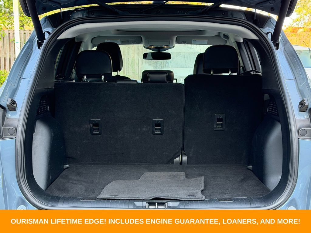 Certified 2025 Ford Escape Platinum AWD/4WD image 23