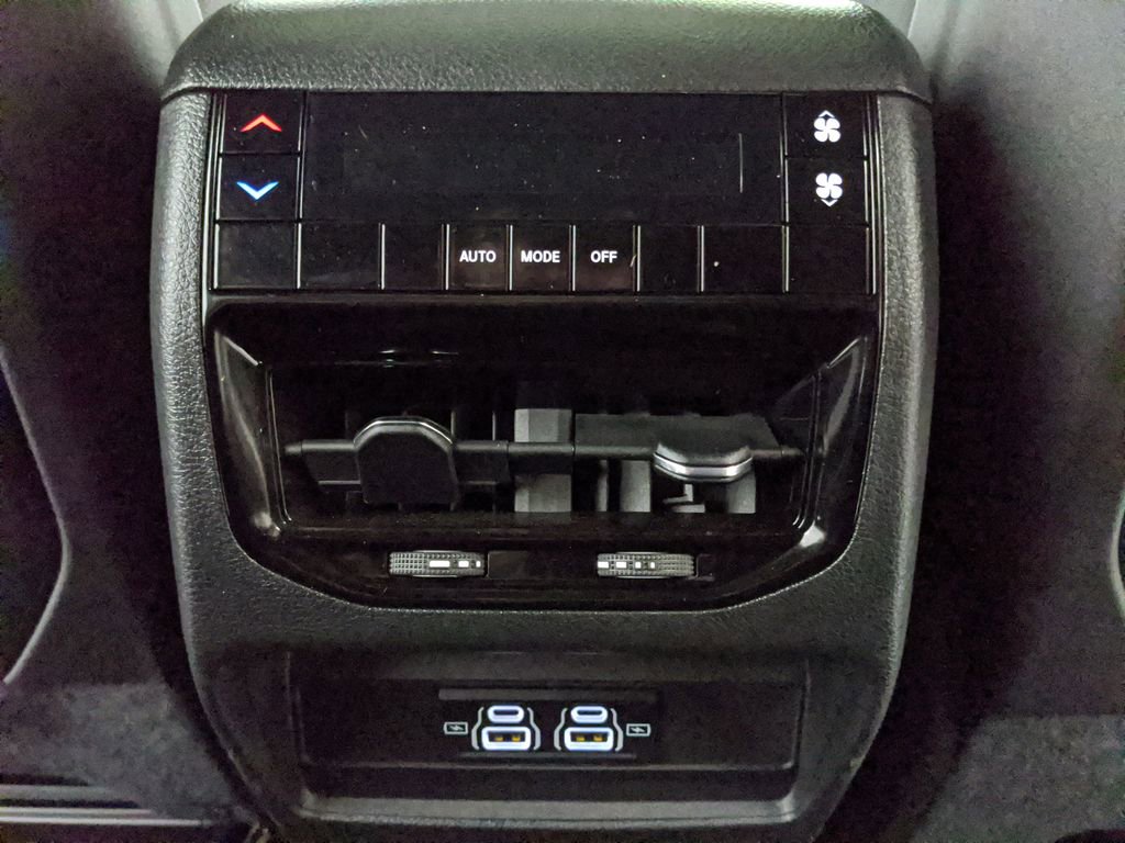 Used 2025 Jeep Grand Cherokee L Laredo w/ Trailer Tow Package AWD/4WD image 14