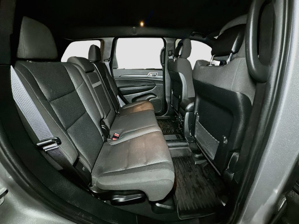 Used 2021 Jeep Grand Cherokee Laredo w/ Security & Convenience Group AWD/4WD image 37