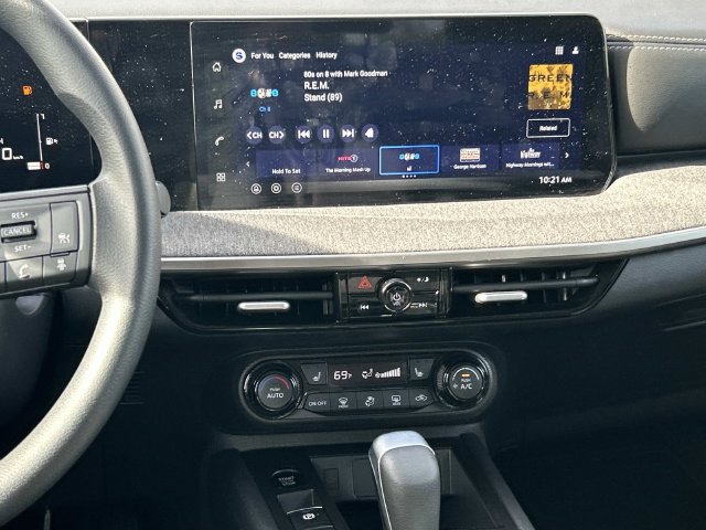 Used 2026 Nissan Kicks SV w/ Cold Weather Package FWD image 15