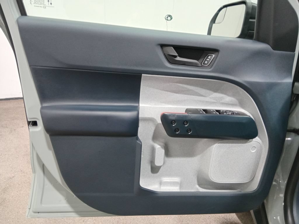 Certified 2024 Ford Maverick XLT FWD image 18