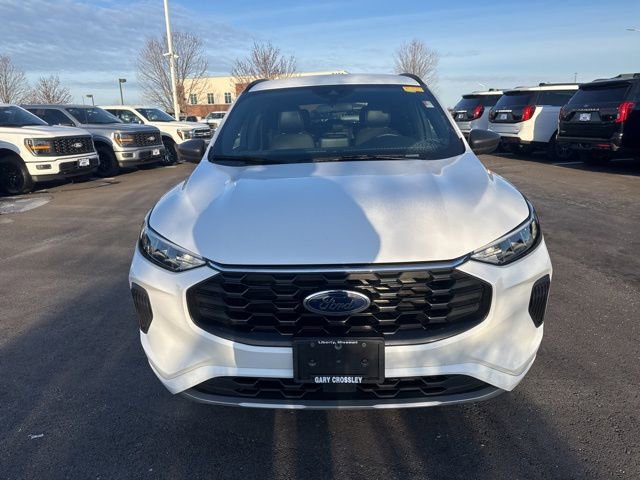 Certified 2023 Ford Escape ST-Line image 6