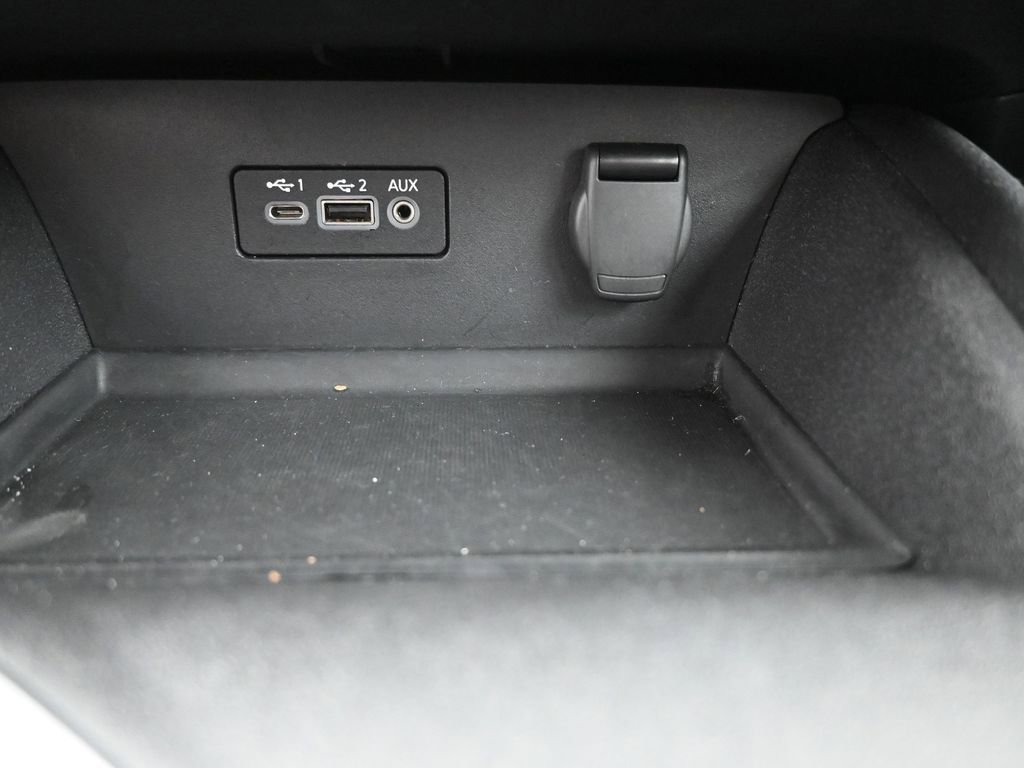 Used 2025 Nissan Altima 2.5 SV FWD image 28