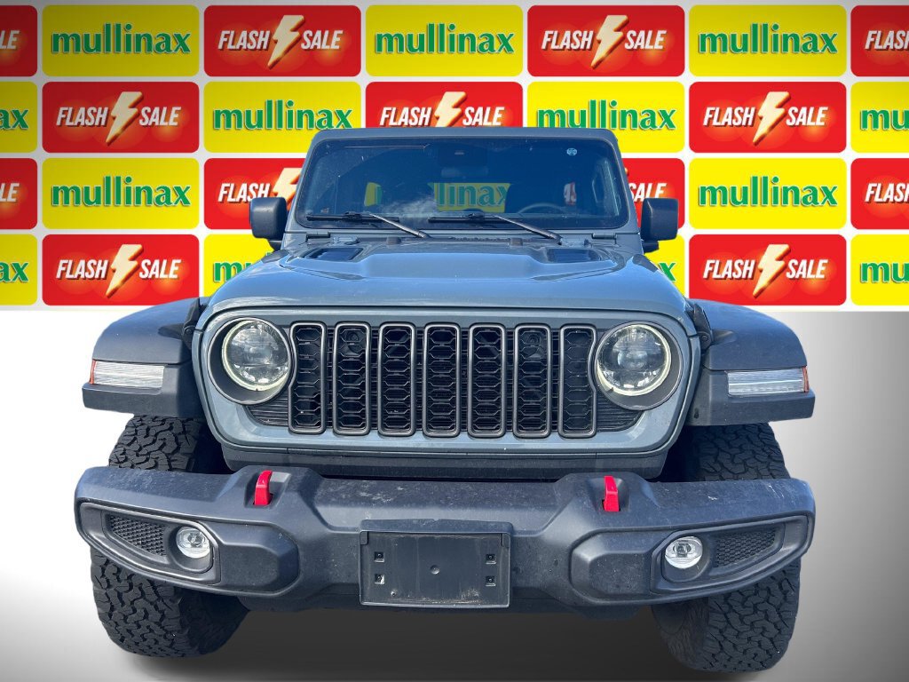 Used 2024 Jeep Wrangler Unlimited Rubicon w/ Convenience Group AWD/4WD image 16