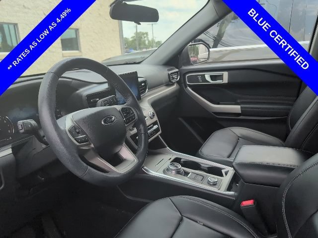Certified 2023 Ford Explorer XLT w/ Equipment Group 202A AWD/4WD image 4