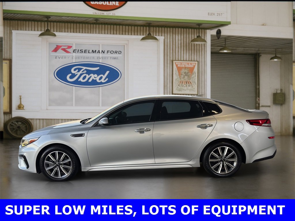 Used 2019 Kia Optima EX image 3
