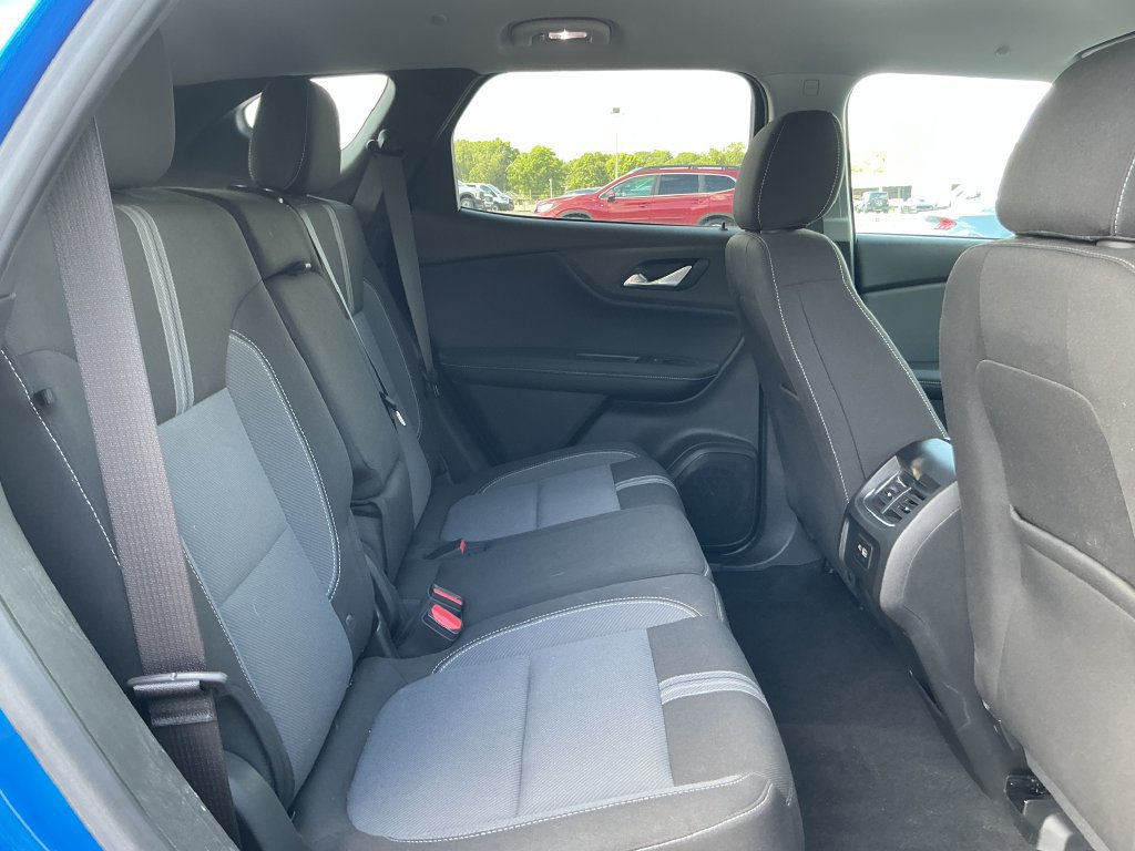Used 2024 Chevrolet Blazer LT w/ Convenience Package FWD image 19