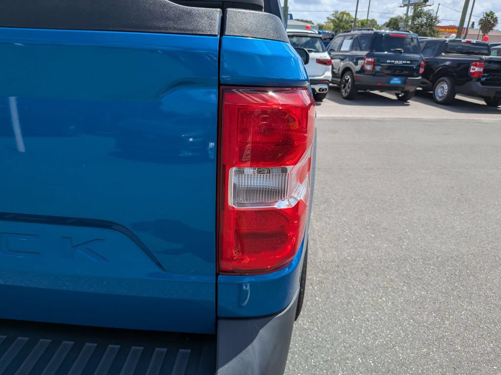 Certified 2022 Ford Maverick XL FWD image 11