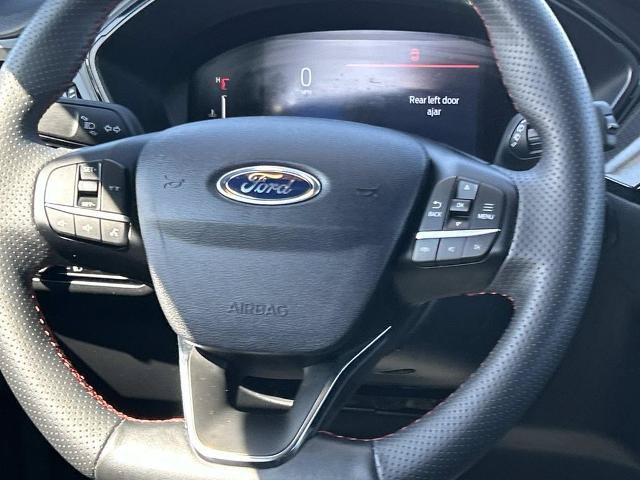 Certified 2025 Ford Escape ST-Line AWD/4WD image 14