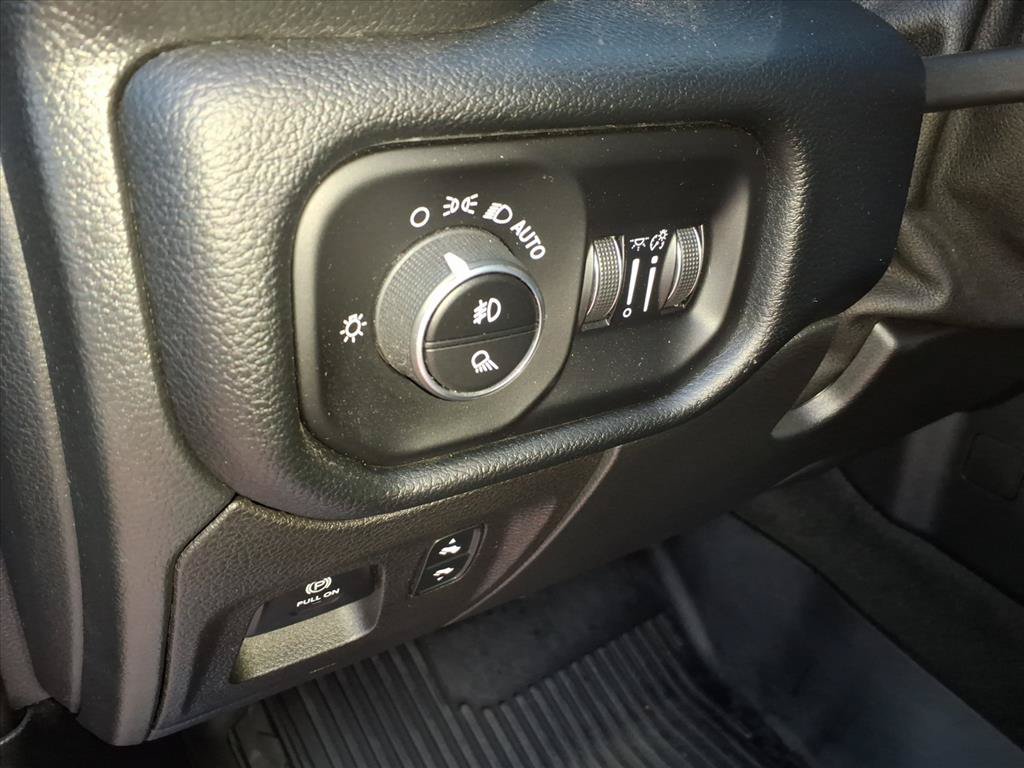 Used 2022 RAM 1500 Laramie w/ Sport Appearance Package AWD/4WD image 13