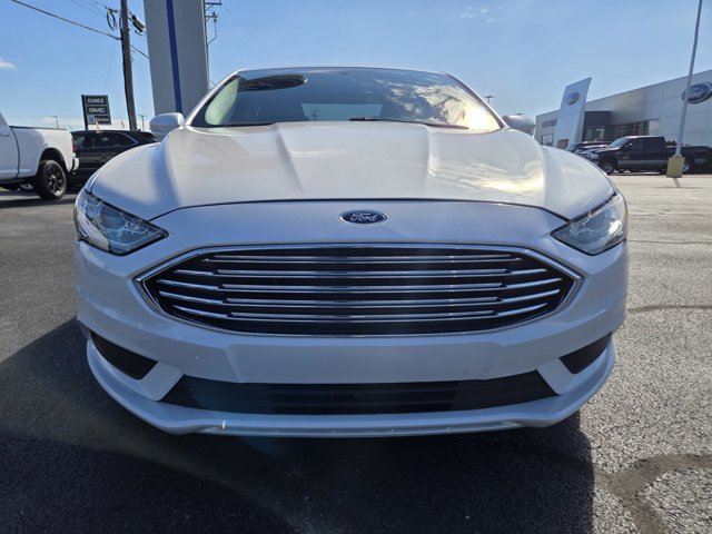 Certified 2017 Ford Fusion SE w/ Fusion SE Technology Package FWD image 39