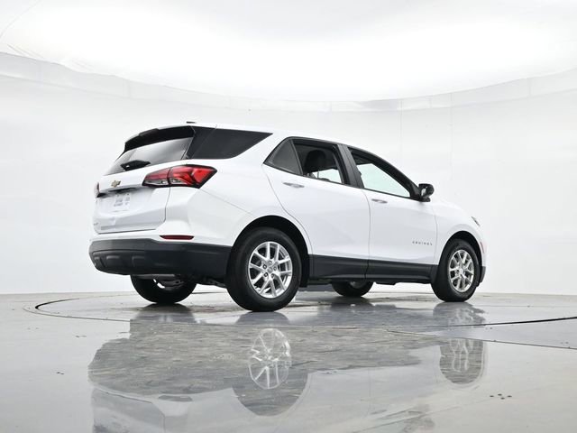 Used 2024 Chevrolet Equinox LS w/ LS Convenience Package FWD image 30