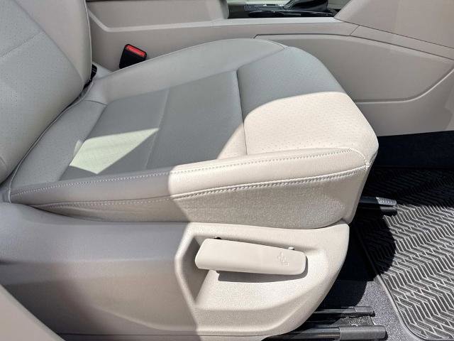 Used 2023 Volkswagen Atlas SE w/ Panoramic Sunroof Package image 15