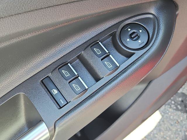 Certified 2019 Ford Escape SEL AWD/4WD image 20