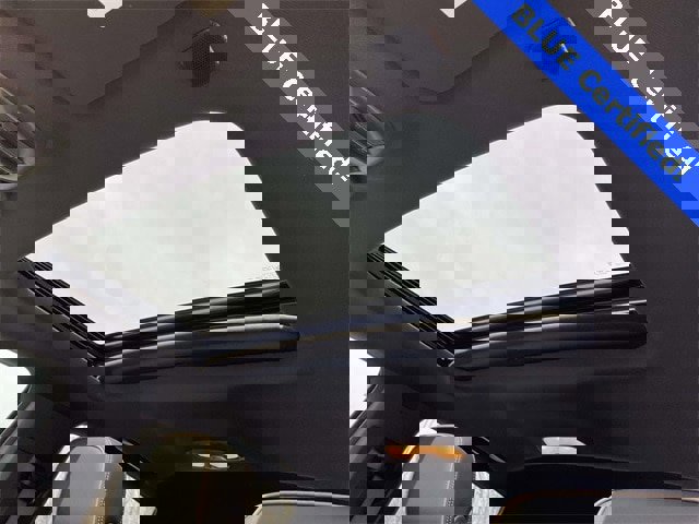 Used 2023 GMC Canyon Denali image 19