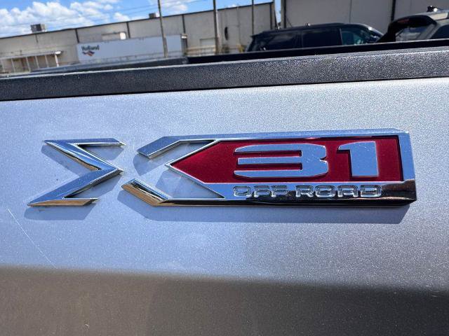 Used 2022 GMC Sierra 1500 SLT AWD/4WD image 8