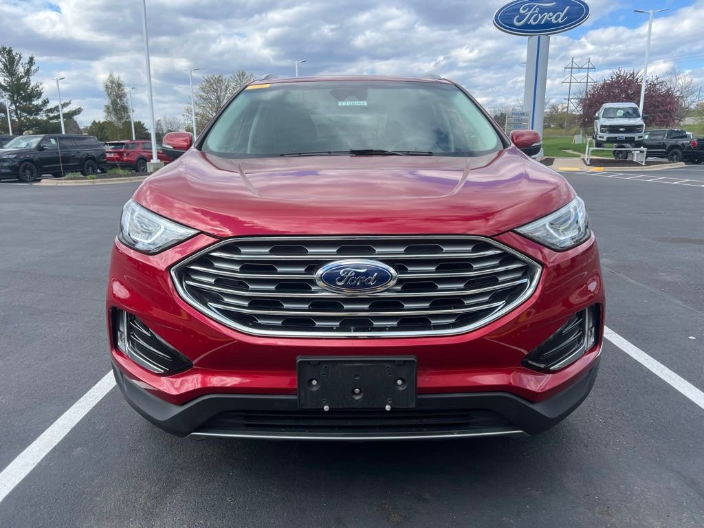 Certified 2020 Ford Edge SEL w/ Convenience Package AWD/4WD image 2