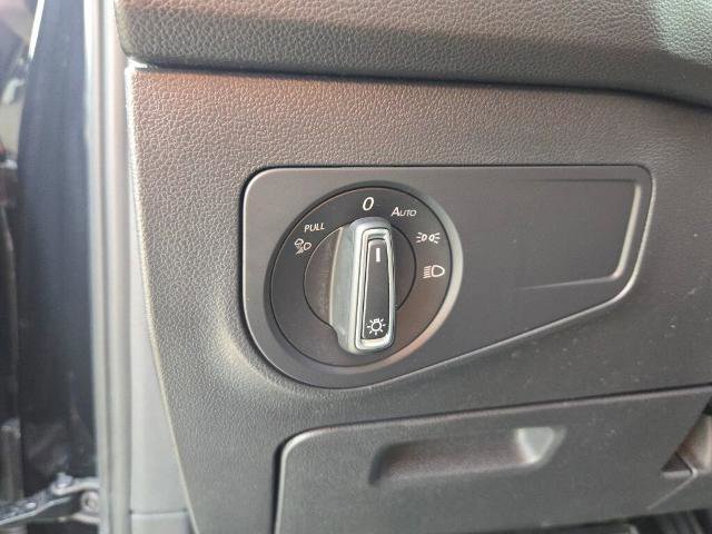 Used 2023 Volkswagen Tiguan SEL R-Line image 26