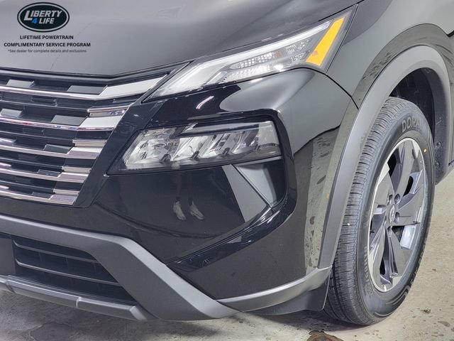 Used 2026 Nissan Rogue SV FWD image 9