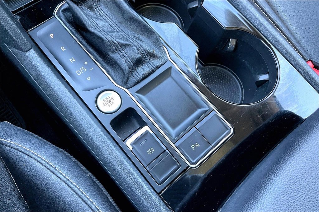 Used 2021 Volkswagen Atlas SEL w/ MDO Package (Bench Seat) image 25