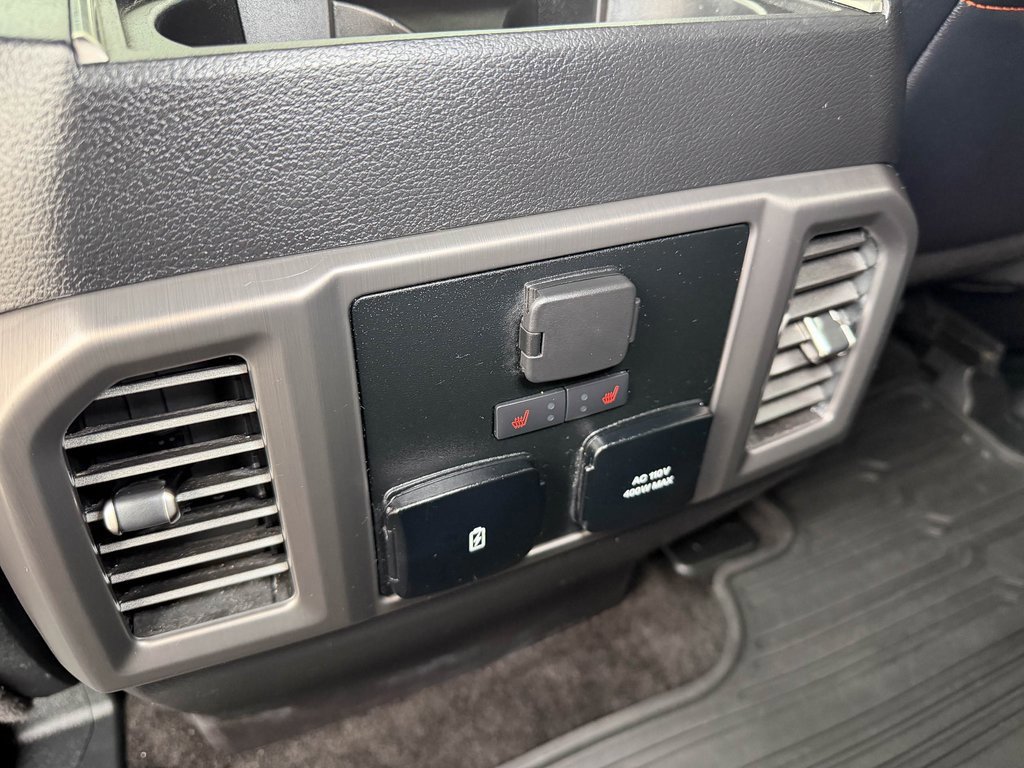 Certified 2018 Ford F150 Raptor w/ Equipment Group 802A Luxury image 40