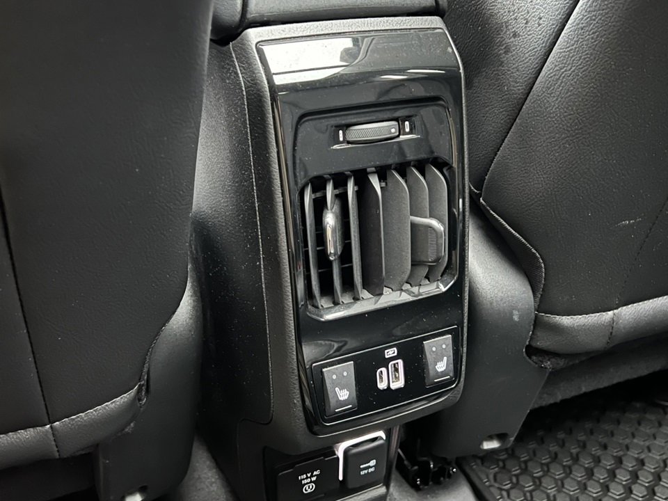 Used 2022 Jeep Compass Trailhawk w/ Trailhawk Elite Group image 33