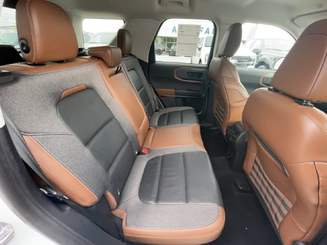 Certified 2021 Ford Bronco Sport Outer Banks AWD/4WD image 30