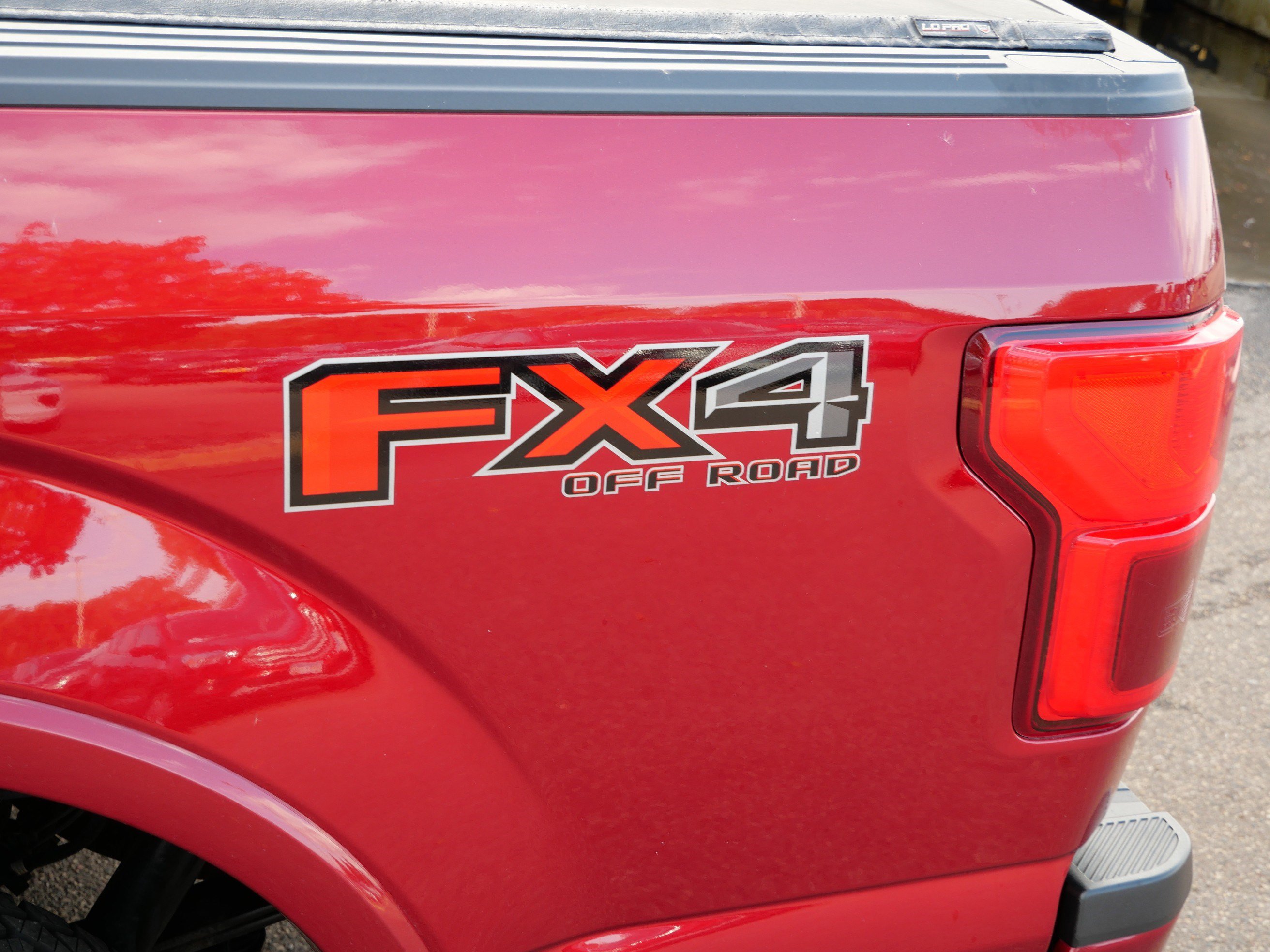 Certified 2019 Ford F150 XLT w/ Equipment Group 302A Luxury AWD/4WD image 18