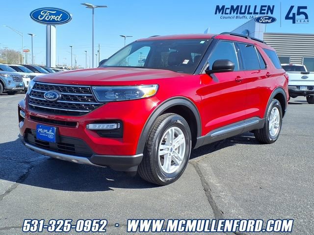 Certified 2024 Ford Explorer XLT w/ Equipment Group 202A AWD/4WD image 6