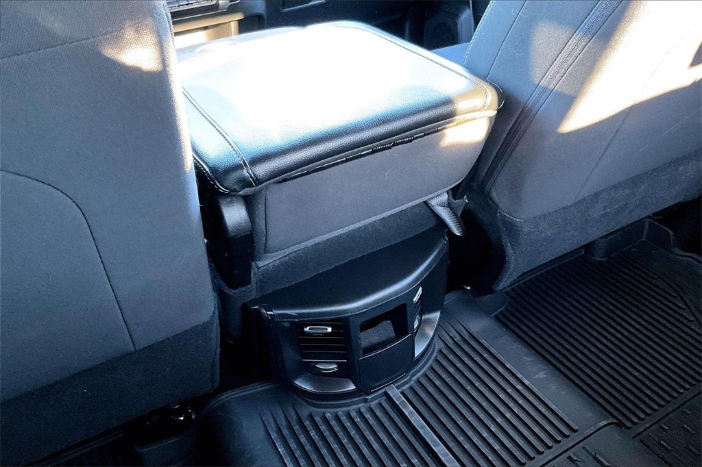 Used 2024 RAM 2500 Tradesman w/ Chrome Appearance Group image 34