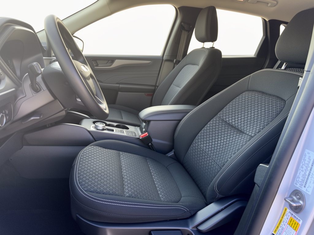 Certified 2025 Ford Escape Active AWD/4WD image 5