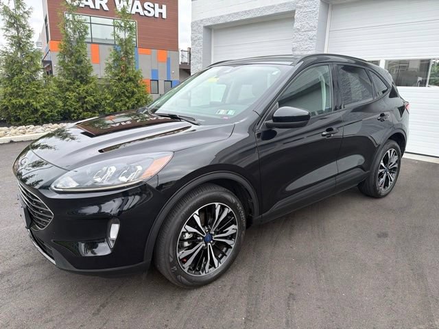 Certified 2022 Ford Escape SEL w/ SEL Stealth AWD Package image 2