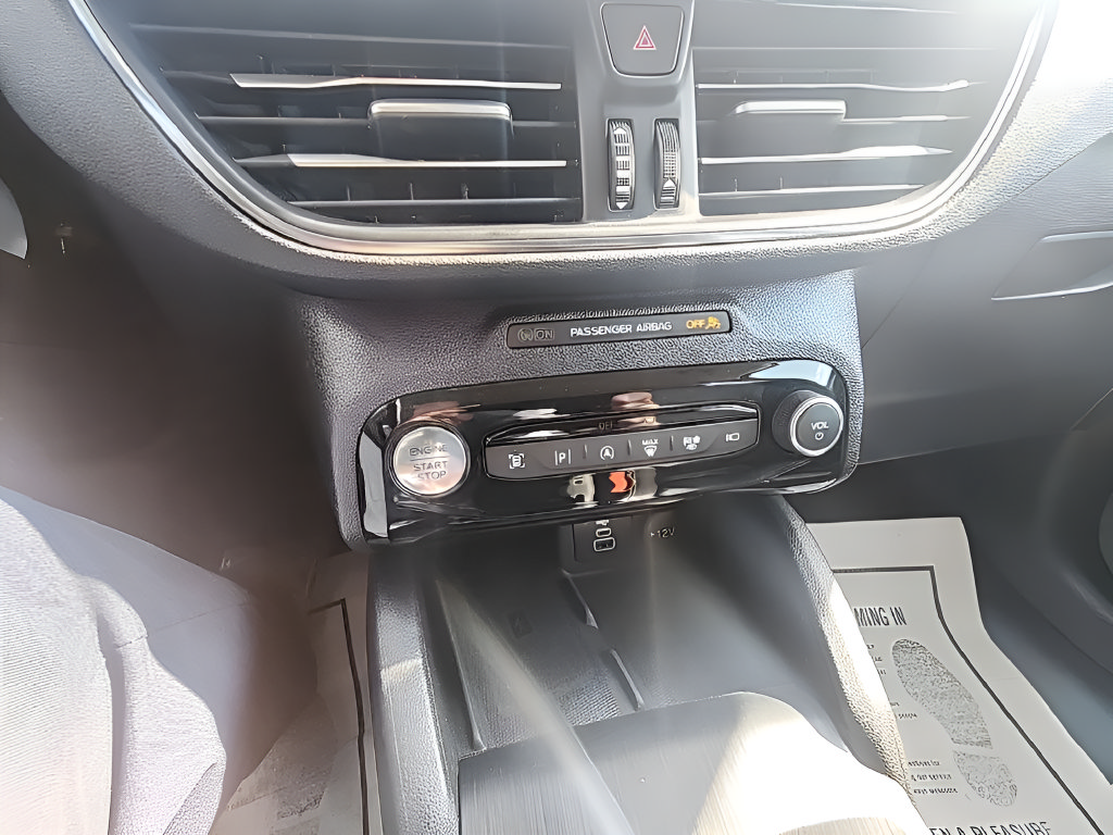 Certified 2024 Ford Escape Platinum AWD/4WD image 26