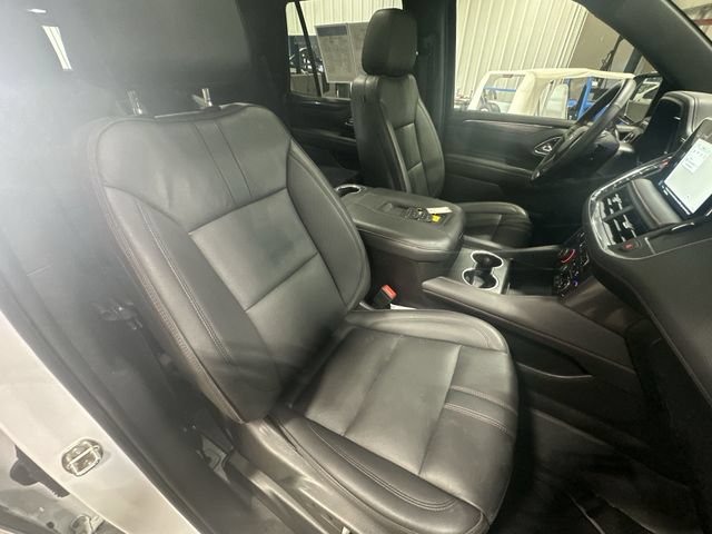 Used 2023 Chevrolet Tahoe RST w/ Luxury Package AWD/4WD image 32