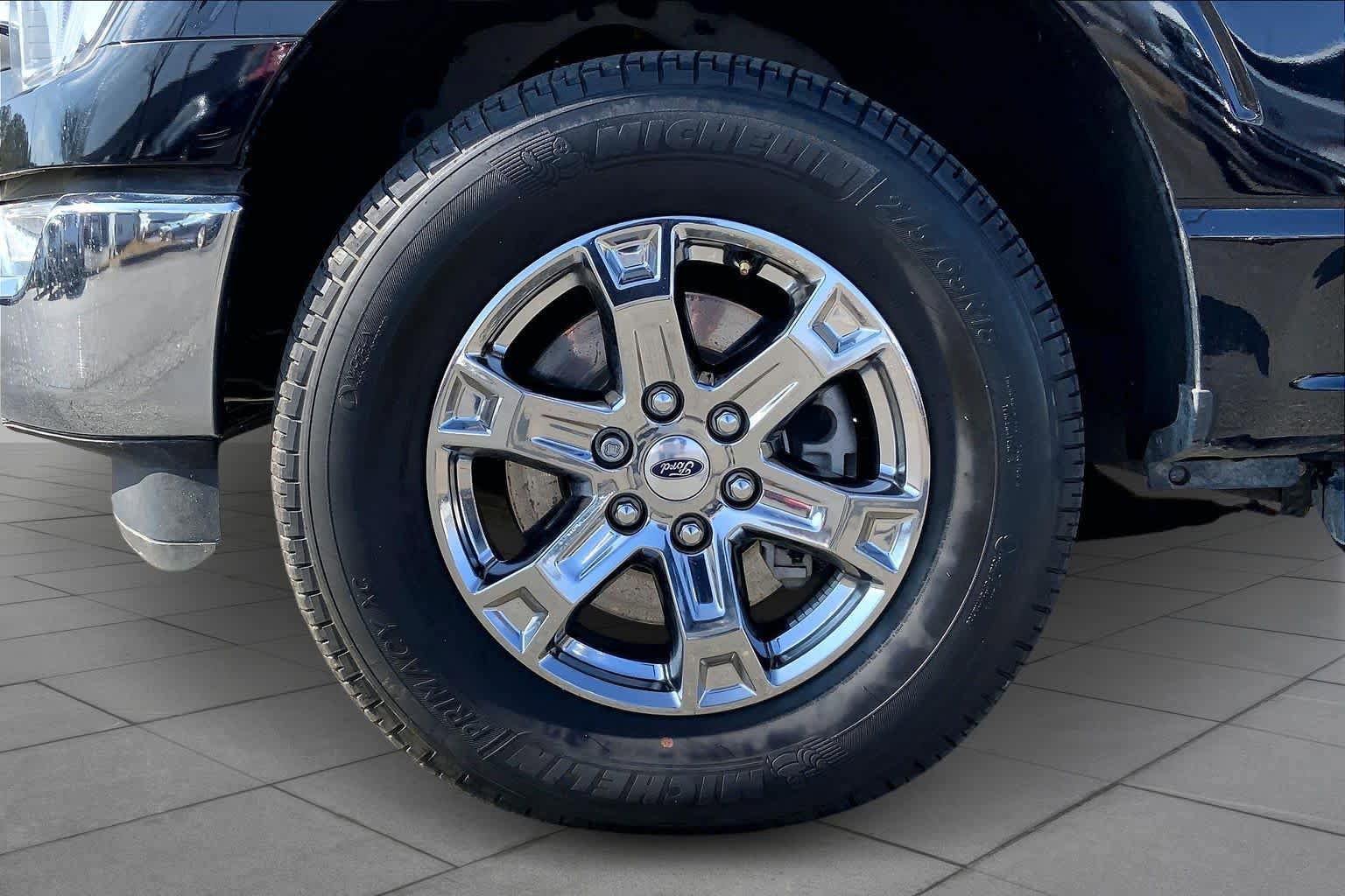 Certified 2022 Ford F150 XLT w/ XTR Package AWD/4WD image 11